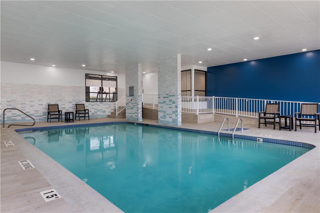 Hampton Inn & Suites By Hilton Windsor Facilities photo